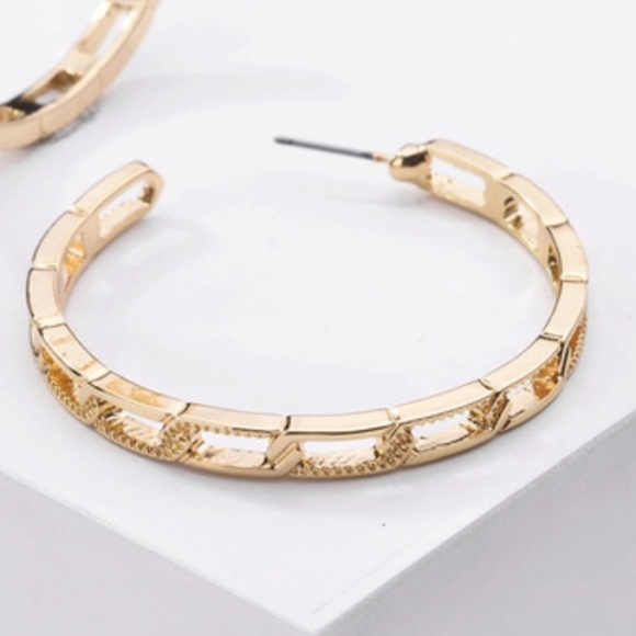 Trendy Unique Gold Hoop Statement Earrings - Picture 2 of 4